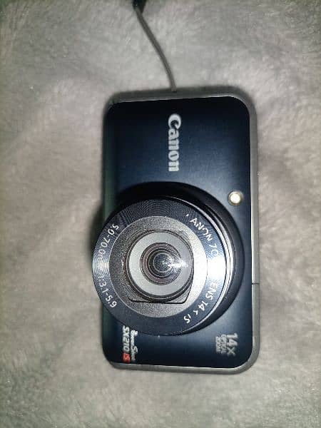 "Canon SX210 14.1MP Digital Camera - Excellent Condition" 10