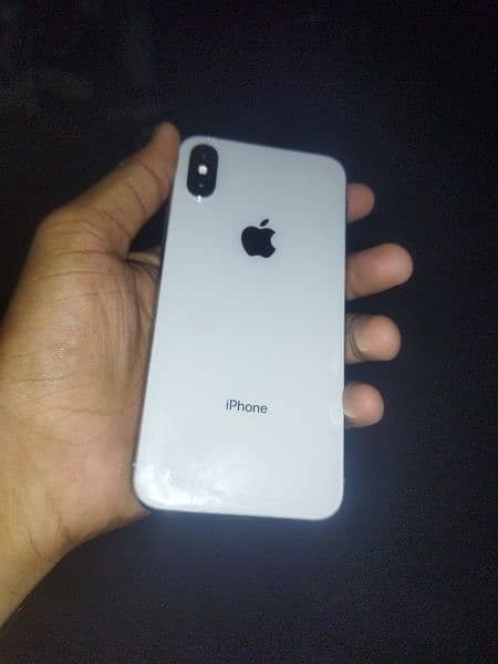 I phone x non pta bypass 64 gb face id okay hai 03237433881 3