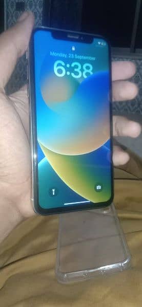 only exchange. 64 gb non pta. factory unlock. 10by10 condition 3