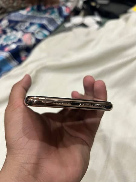 iPhone 11 Pro Max PTA Approved 6