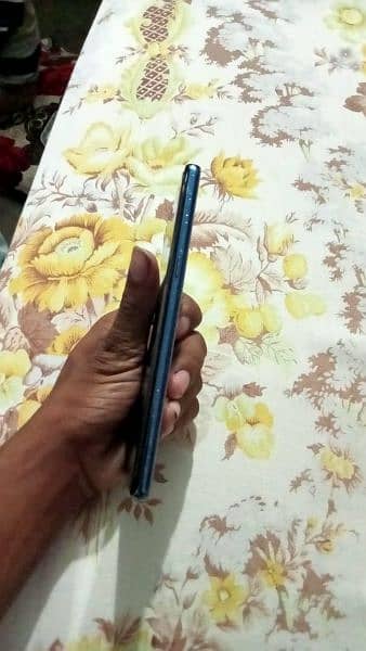 used condition 90% pta proof modle samsung galaxy note 8 2