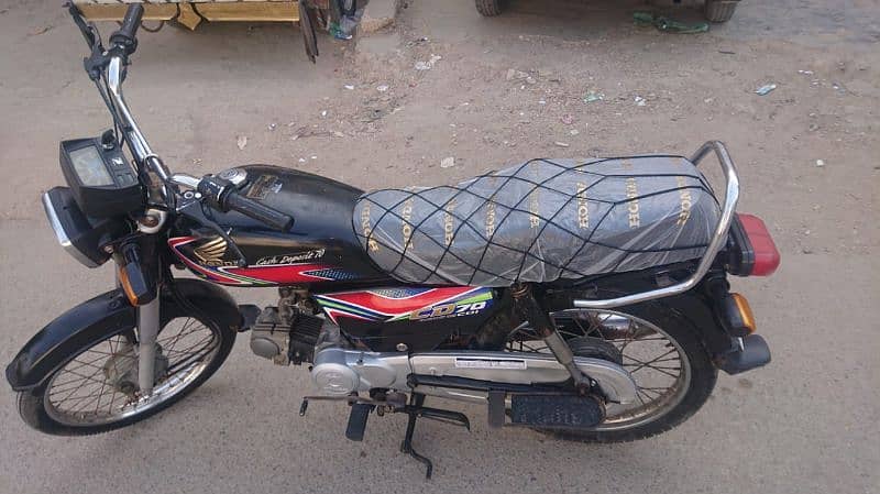 Honda CD-70 black 2018 modle Karachi no 6