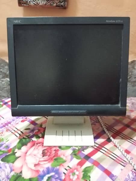 Monitor or Desktop 0