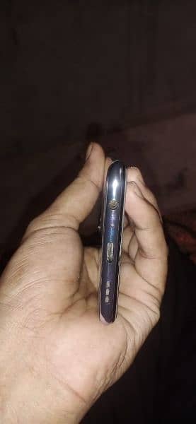 oppo Reno 4 8 128  10 by 10  03133190381 full box 3