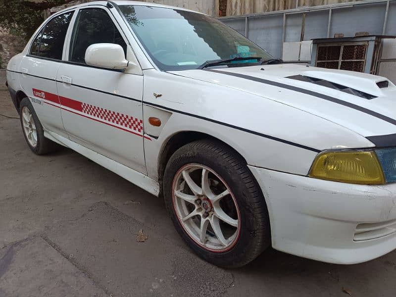 Mitsubishi Lancer 1997 3