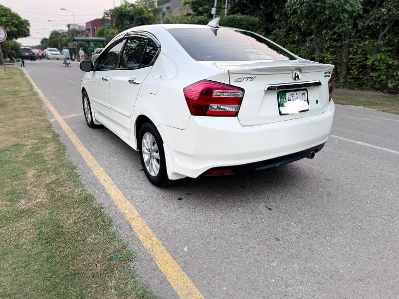 Honda City Aspire 2017 3