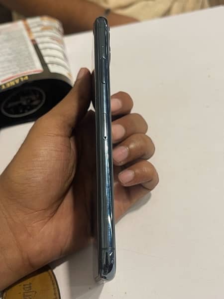 iPhone 11 pro max 256Gb factory unlock 9