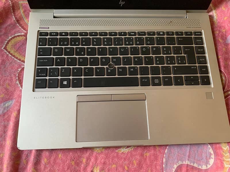 Hp elitebook g5 840 5