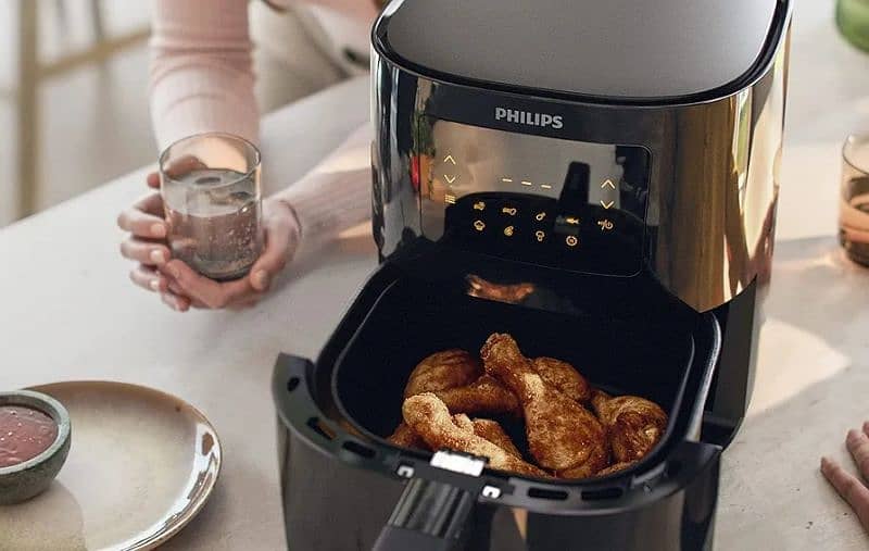 PHILIPS Imported Digital Air Fryer HD9252/90 with Touch Panel. 5