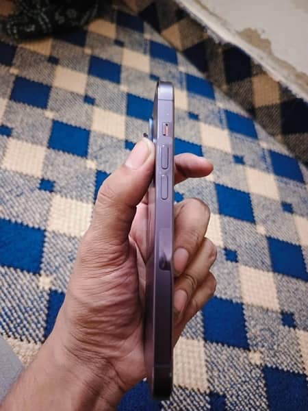 iphone 14 pro factory unlocked 256 GB 4