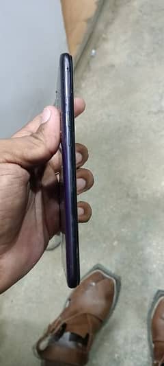 realme 3 pro 6 128 0