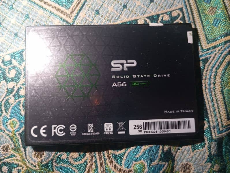 256 GB ssd 0