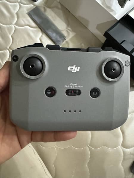 Dji Mavic air 2s fly more combo mint condition 10/10 9