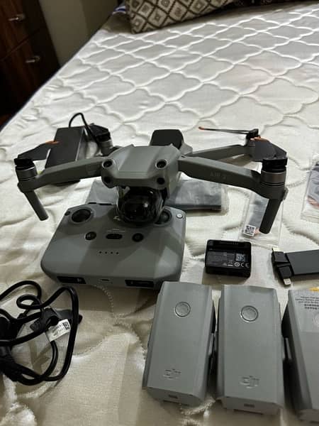 Dji Mavic air 2s fly more combo mint condition 10/10 11