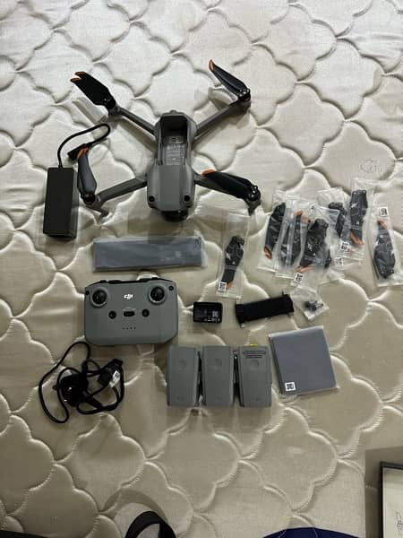 Dji Mavic air 2s fly more combo mint condition 10/10 14