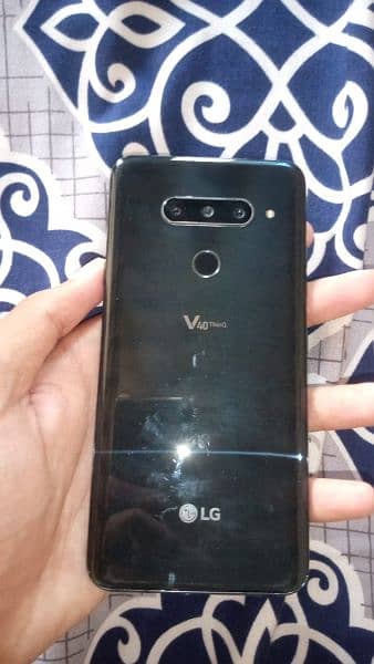 LG v40 thinq 3