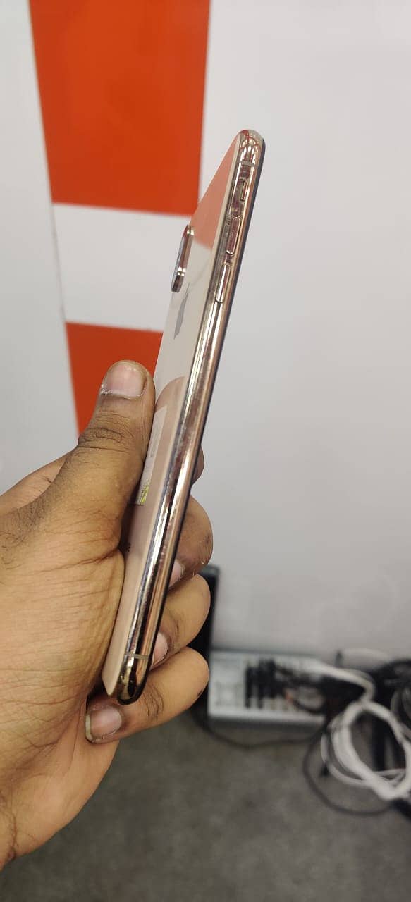 iphone 12 jv iphone xs max 64gb  fresh stock 13