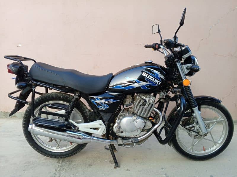 Suzuki GS150se 2022 (Ph# 0321-2662552) 4