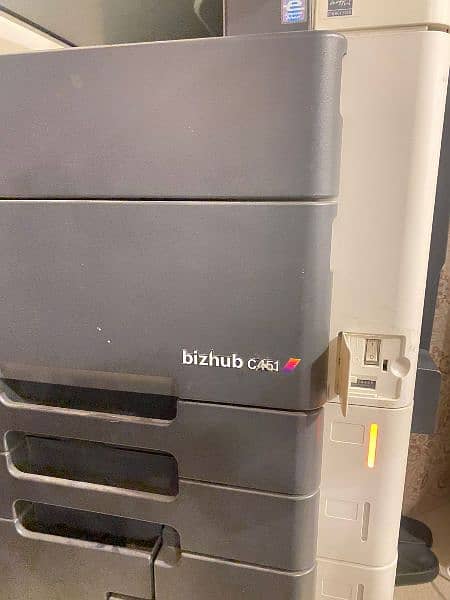 Bizhub C451 1