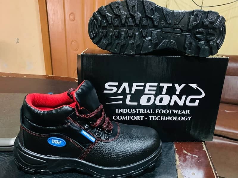 safety shoes 17