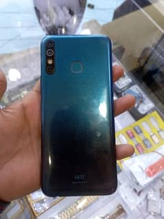 Mobile infinix hot 8 mob ok hay sirf screen change ki aur Kuch dots ha