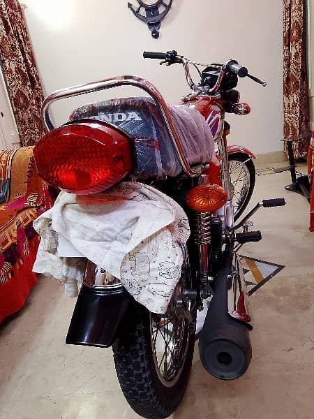 Honda 125 2022 genuine condition 10/10 5