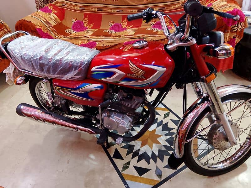 Honda 125 2022 genuine condition 10/10 12