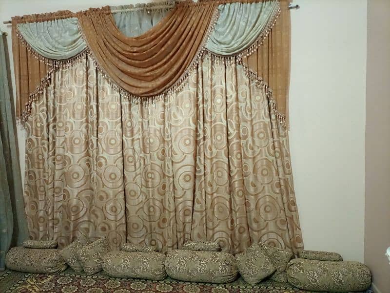 need and clean curtain with cushion set 1