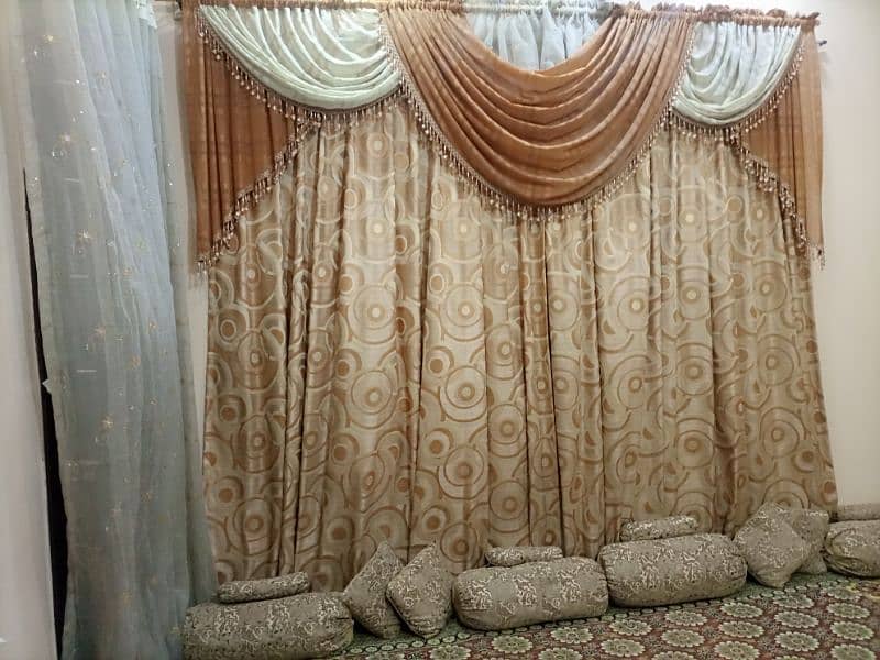 need and clean curtain with cushion set 3