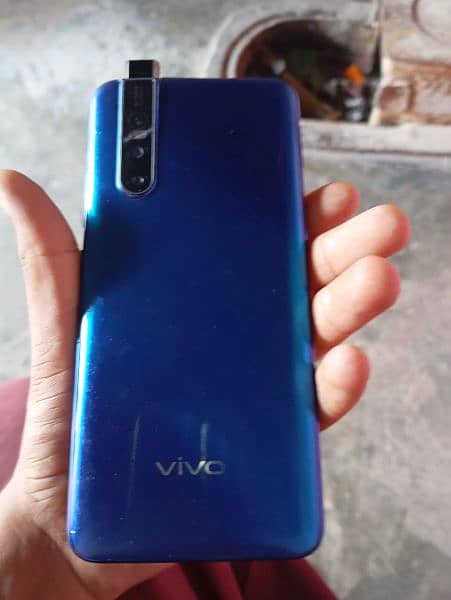 vivo y 1818 6 128 pta official approved koi issue nahi ha 1