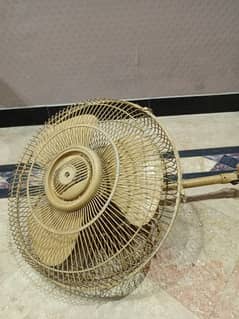 fan second hand good condition