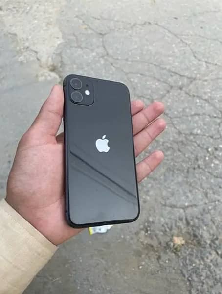 IPHONE 11 WITH BOX 1