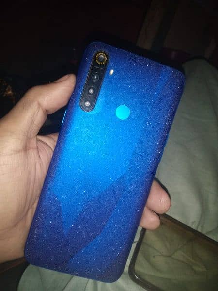 Realme 5s . 4/128 2