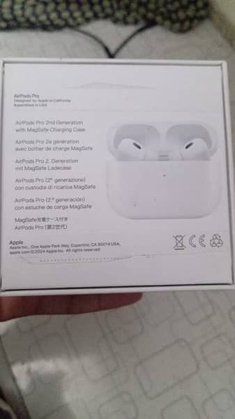 Apple airpods 2nd genration 1