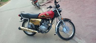 Honda 125 Gold Edition