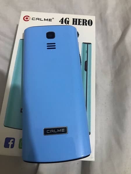 I am selling Calme 4G hero mobile Total New Phone box open 1