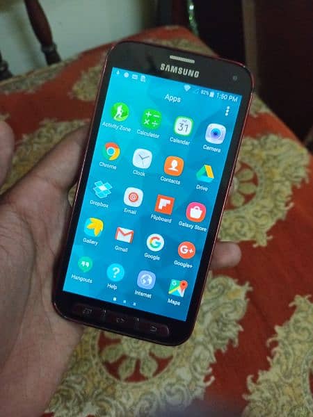 Samsung galaxy S5 sport 1