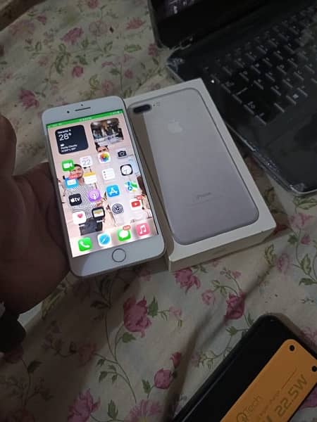 i phone 7 plus for sale with box official PTA approved 128gb 1