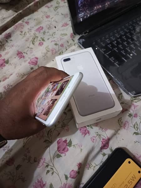 i phone 7 plus for sale with box official PTA approved 128gb 3