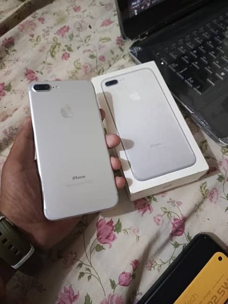 i phone 7 plus for sale with box official PTA approved 128gb 4