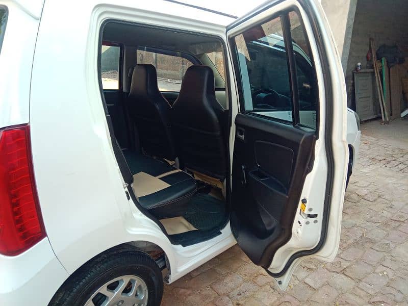 Suzuki Wagon R 2019 12