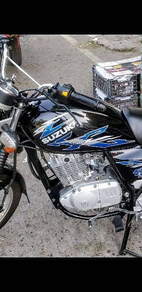 Suzuki gs 150  just by & drive 1