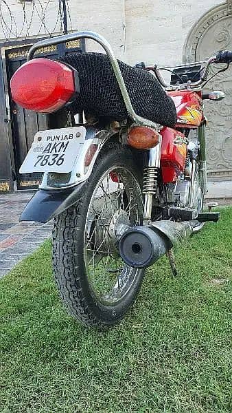 Honda CG-125 10