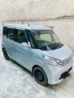 Nissan Dayz Roox 2014 0