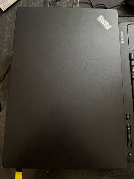 Lenovo ThinkPad E590 (Condition 9/10) 2