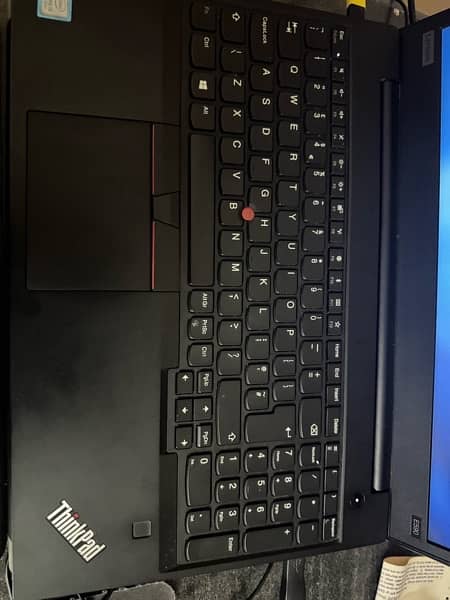 Lenovo ThinkPad E590 (Condition 9/10) 7