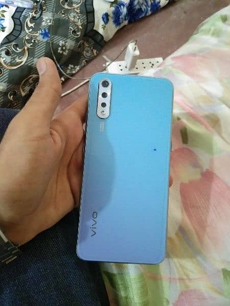 vivo s1 4 128 all ok with box front cam m thori si dust h bqi all ok 3