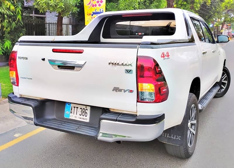 Toyota Hilux 2020 5