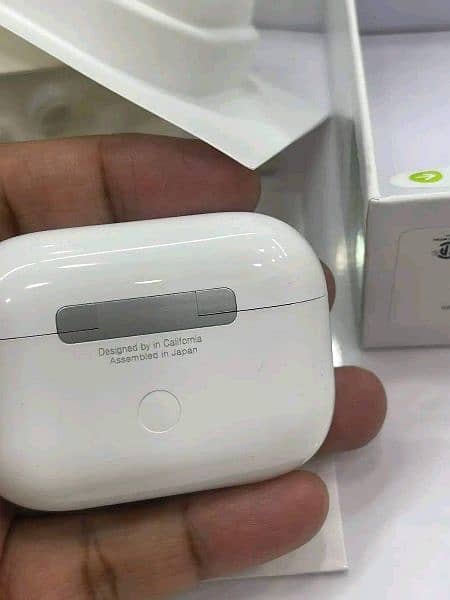 AirPods Pro 2nd Generation 6