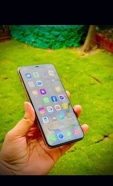 iphone 11 pro max 256gb non pta 8